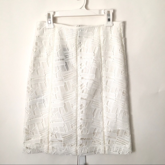 Bebe Giselle Geo Embroidered White Skirt - Picture 5 of 6